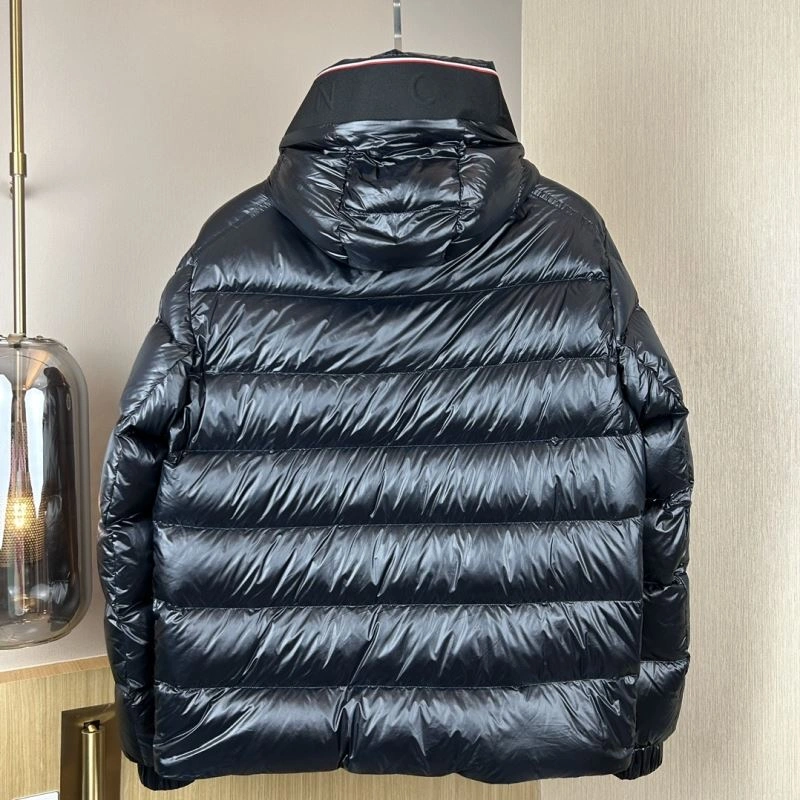 Moncler Down Jackets Attractive 143789