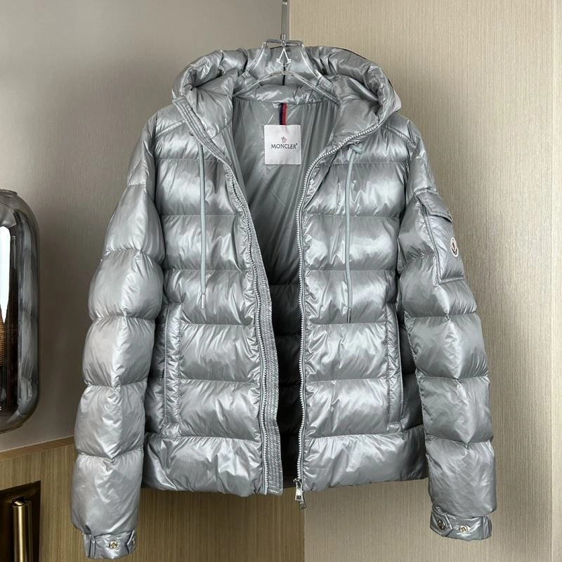 Snug Moncler Down Jackets 143776