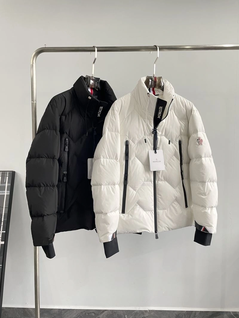 Moncler Down Jackets Sustainable 143781