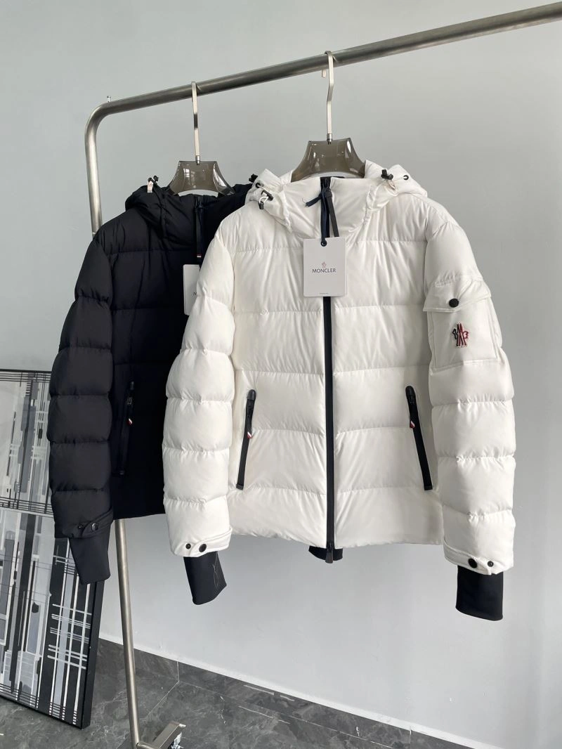 Breathable Moncler Down Jackets 143774