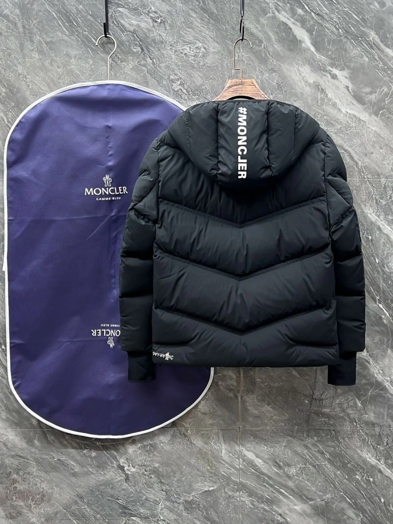Moncler Down Jackets MultiPurpose 143797