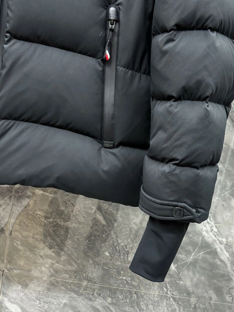 Moncler Down Jackets Efficient 143759