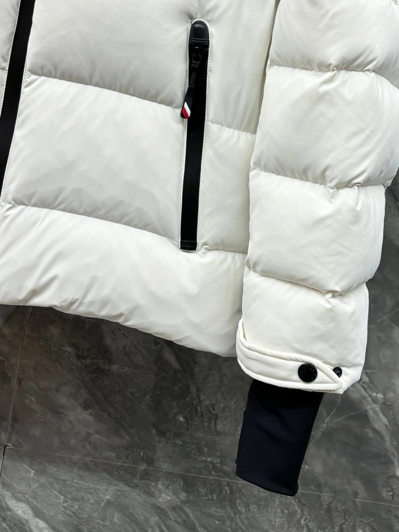 Moncler Down Jackets Packable 143761