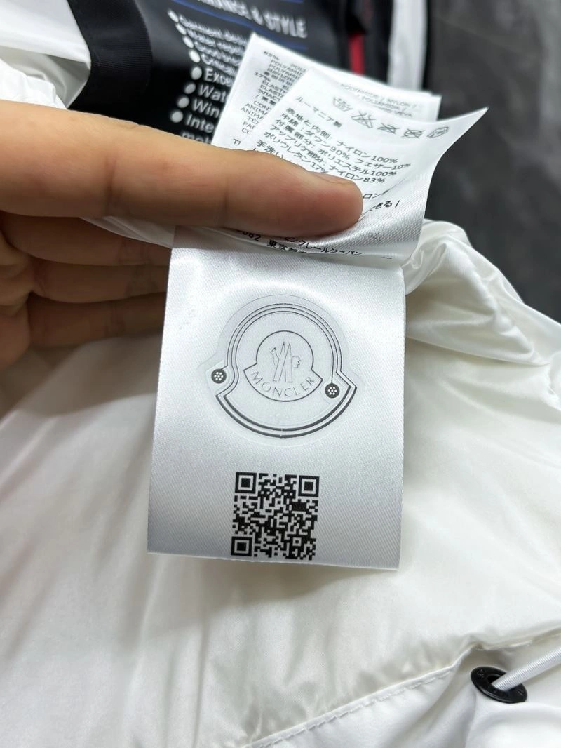Moncler Down Jackets Packable 143761