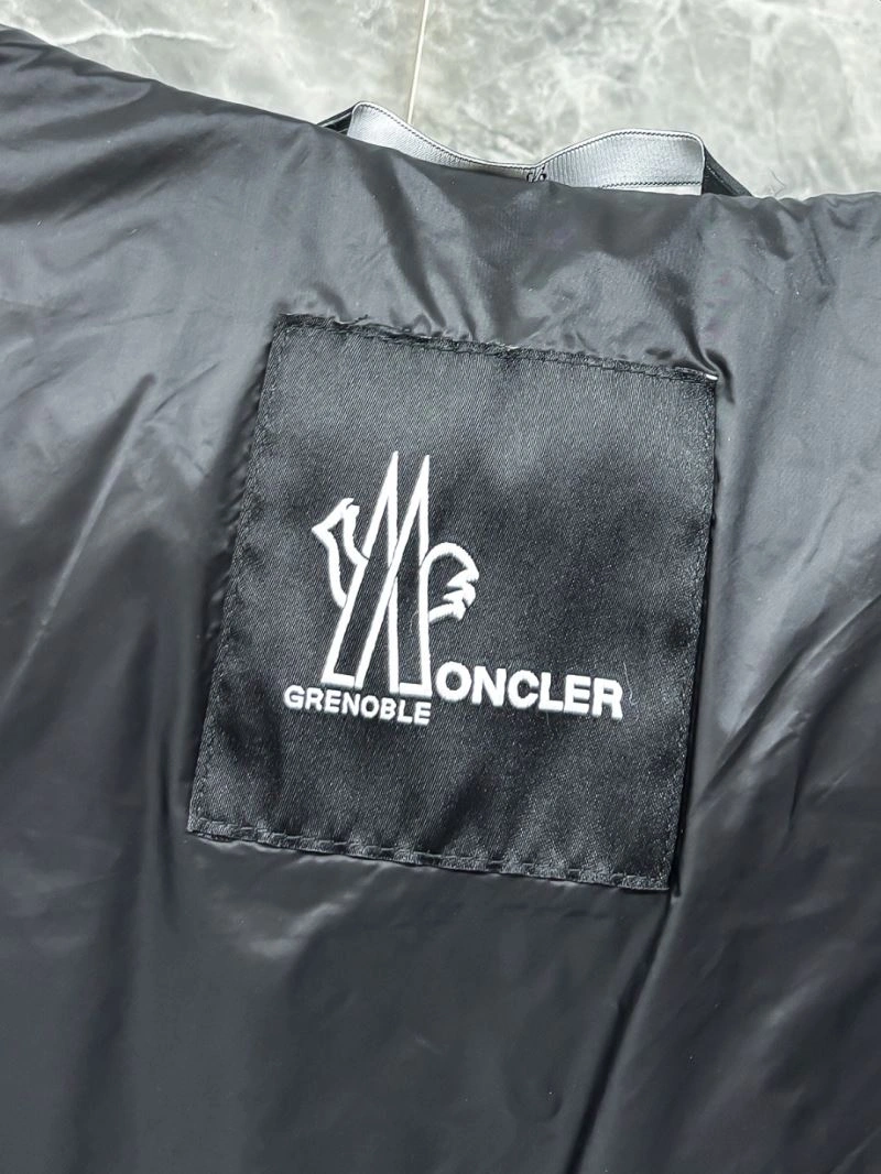 Moncler Down Jackets ZeroBulk 143760