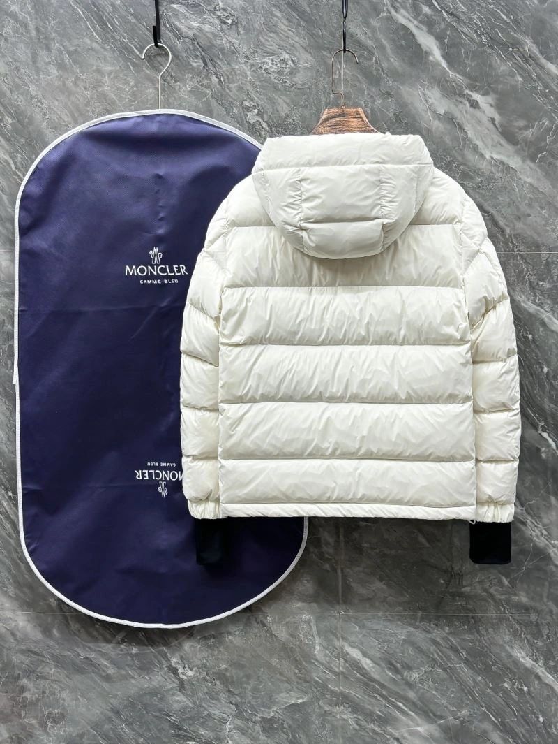 Trendsetting Moncler Down Jackets 143762