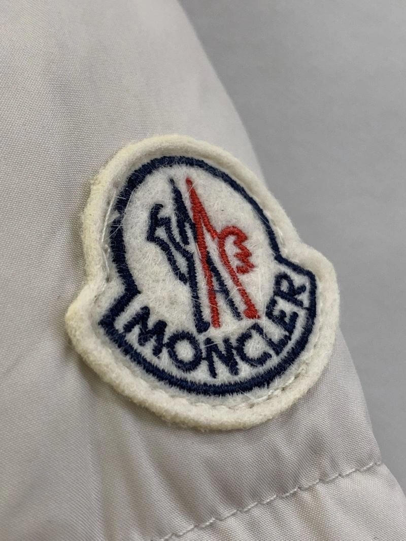 OdorResistant Moncler Down Jackets 143752