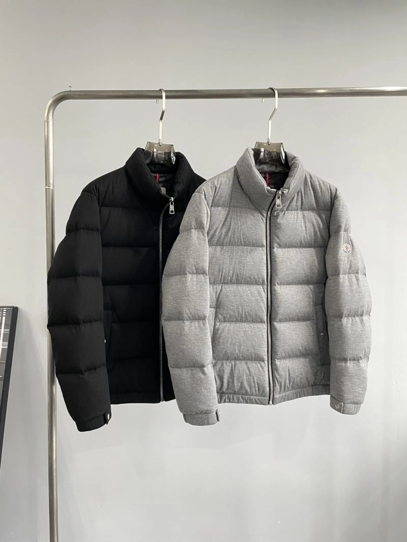 FlexibleFit Moncler Down Jackets 143765