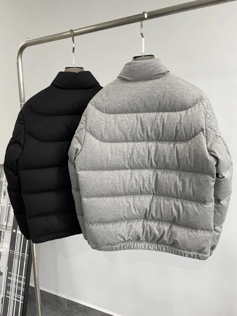 FlexibleFit Moncler Down Jackets 143765