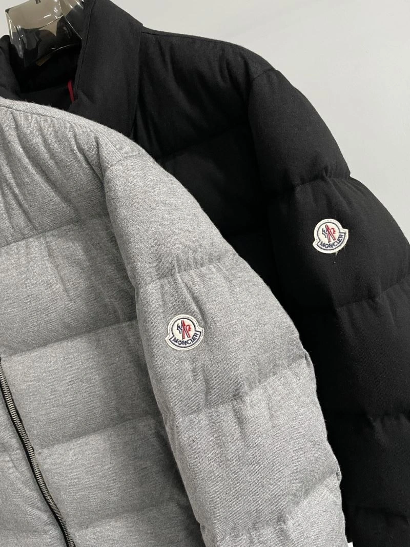 FlexibleFit Moncler Down Jackets 143765