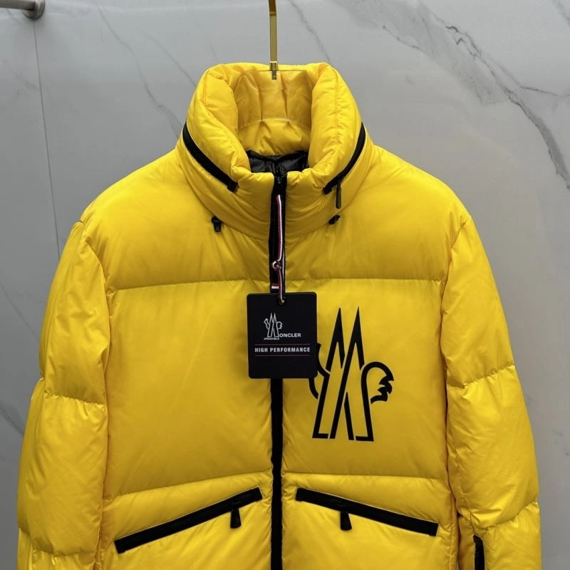 Resilient Moncler Down Jackets 143751