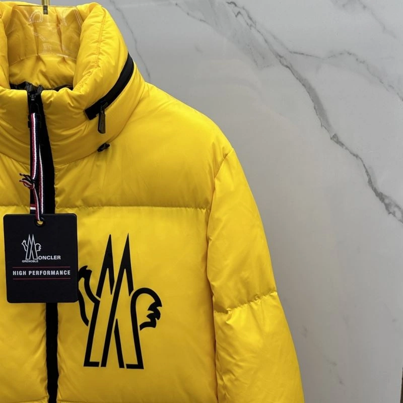 Resilient Moncler Down Jackets 143751