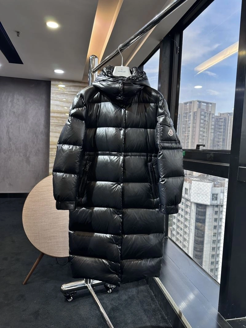 Moncler Down Jackets Bright 143746