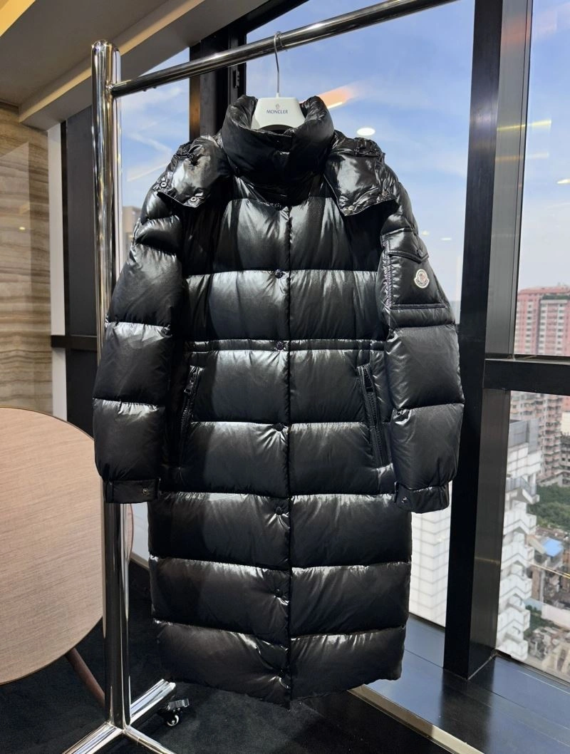Moncler Down Jackets Bright 143746