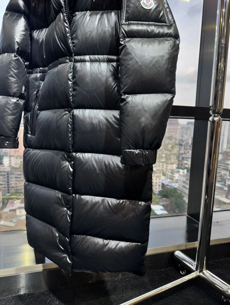 Moncler Down Jackets Bright 143746