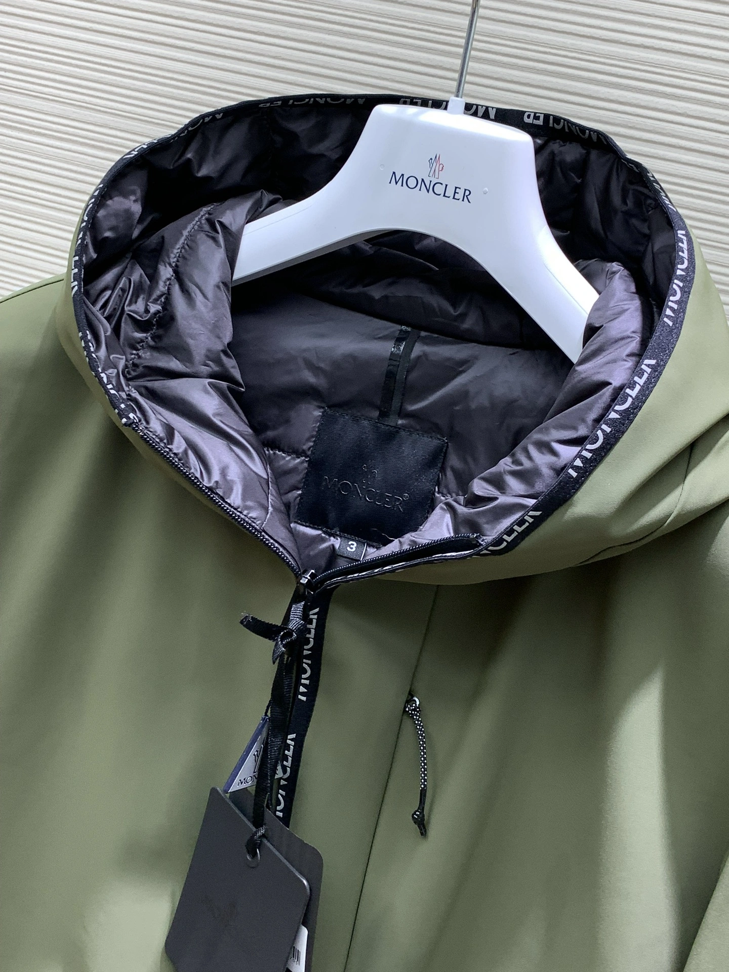 Moncler Down Jackets Lightweight 145660