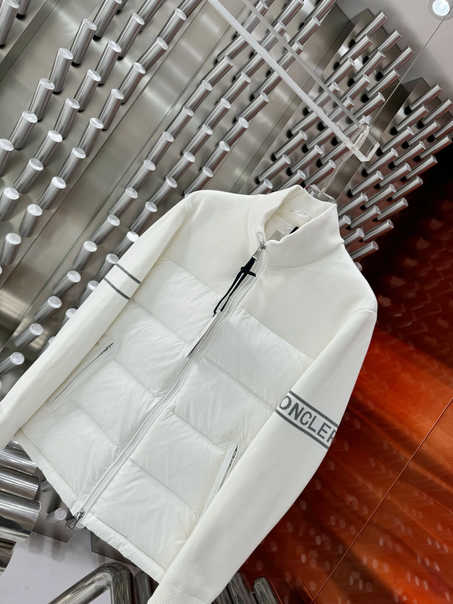 Moncler Down Jackets Unique 145656