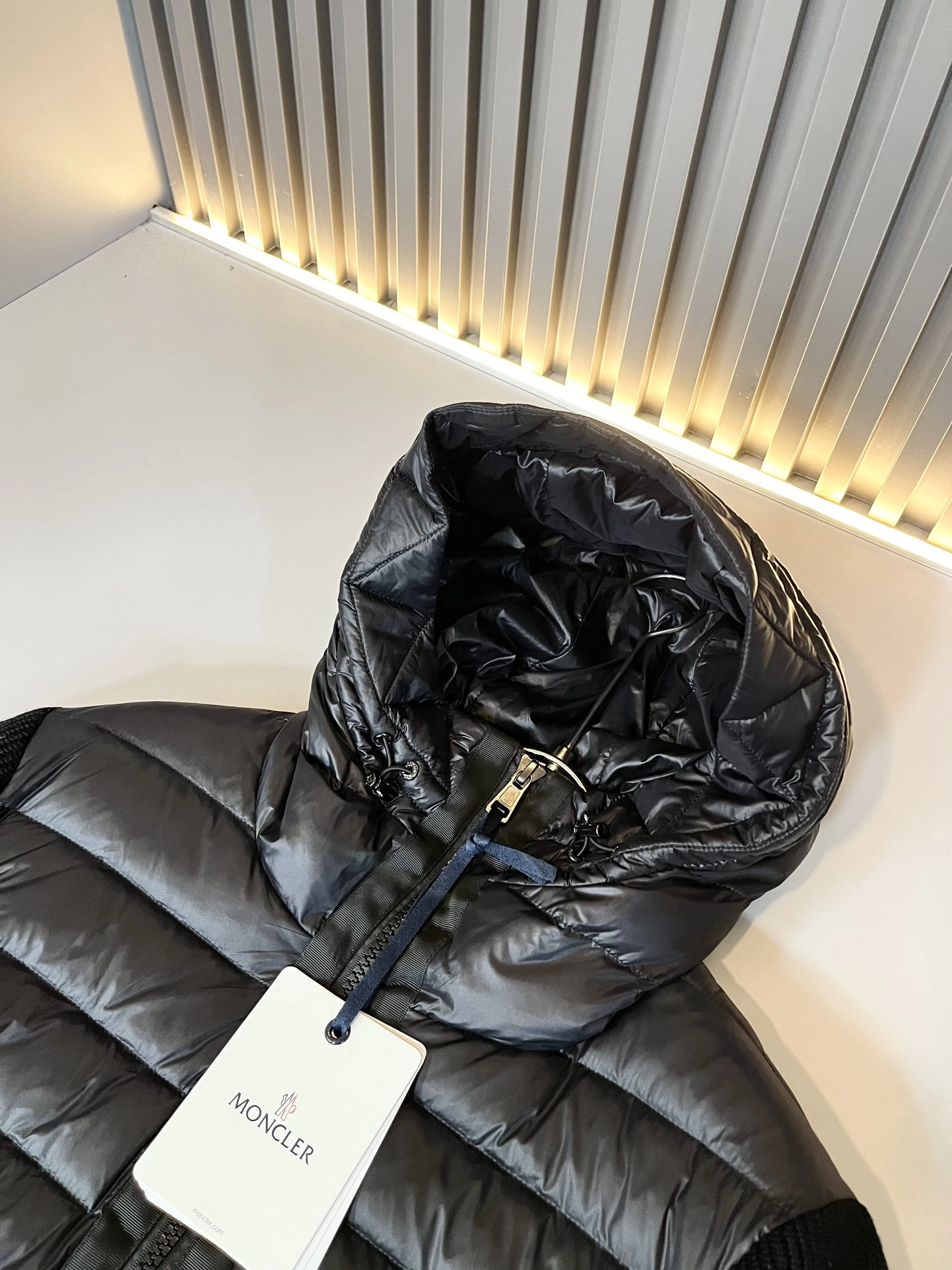 Moncler Down Jackets HighQuality 145652