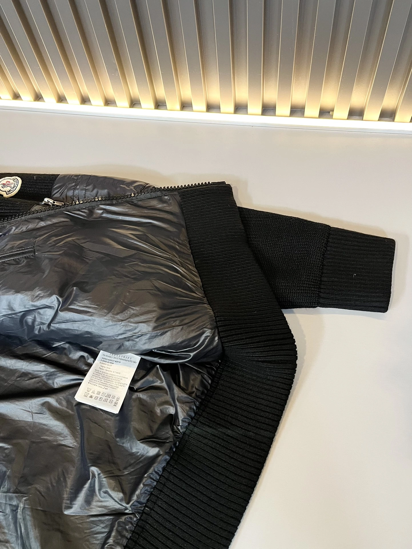 Moncler Down Jackets HighQuality 145652