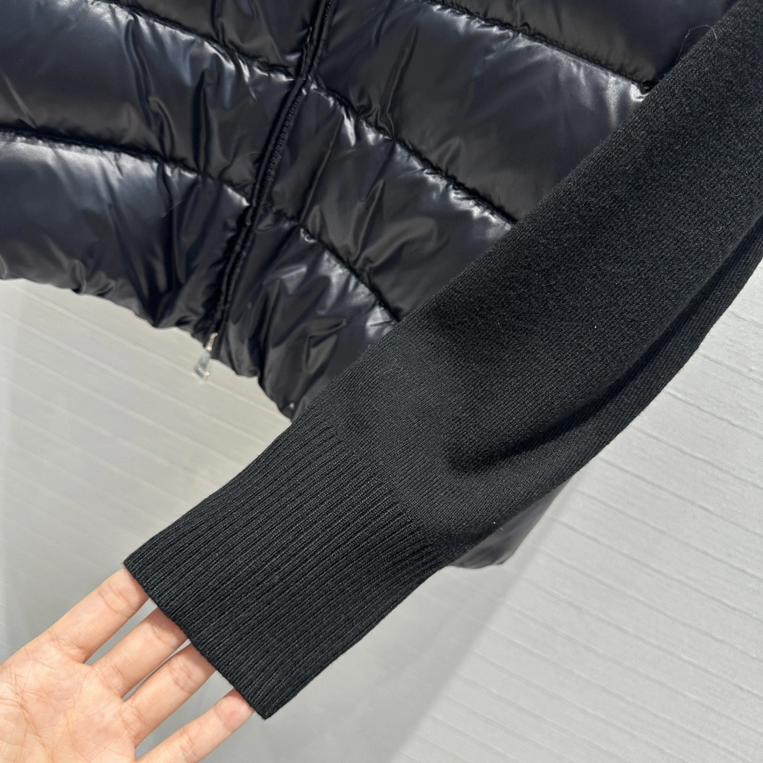 SunProtective Moncler Down Jackets 145650