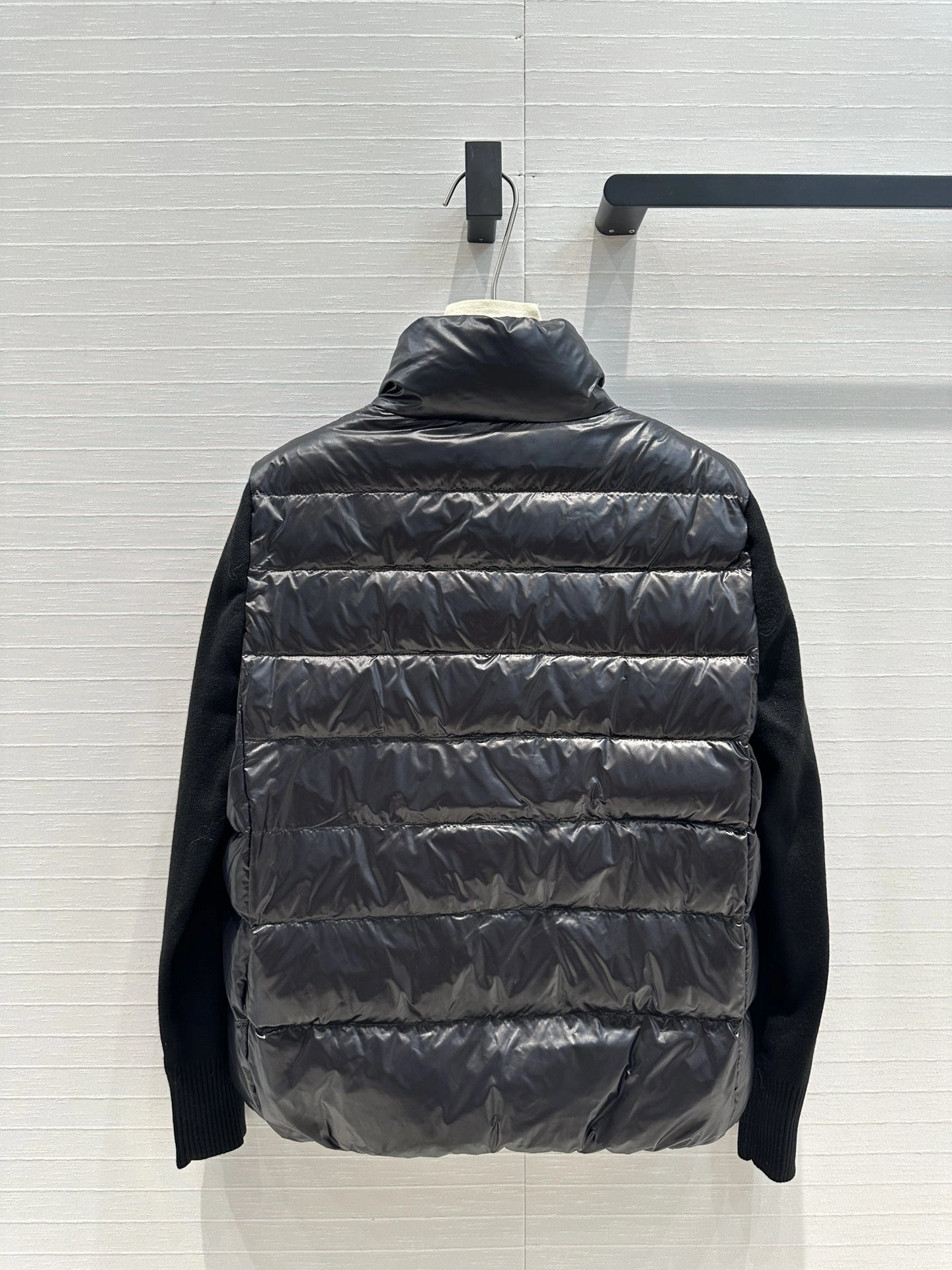 SunProtective Moncler Down Jackets 145650