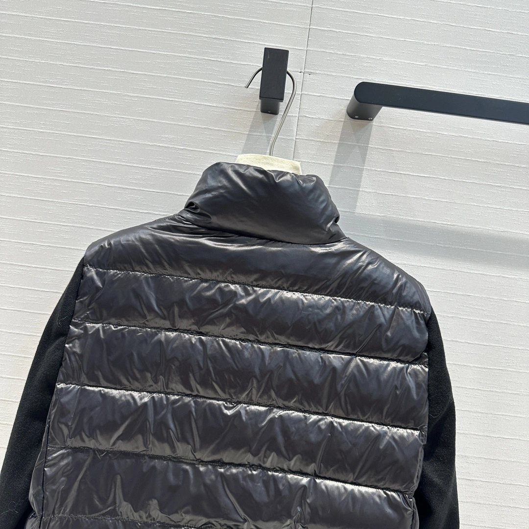 SunProtective Moncler Down Jackets 145650
