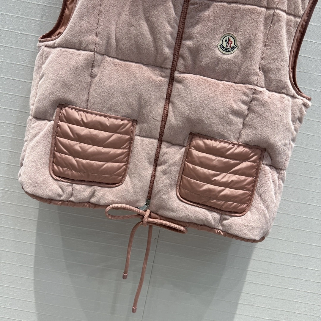 Moncler Down Jackets TravelReady 145648