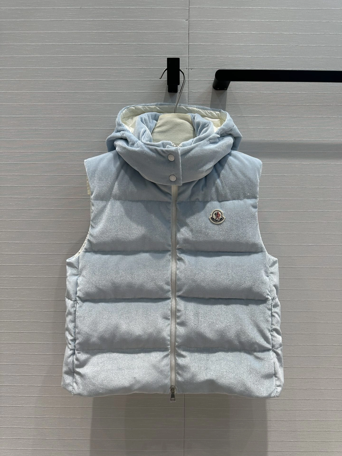 Moncler Down Jackets RelaxedFit 145644