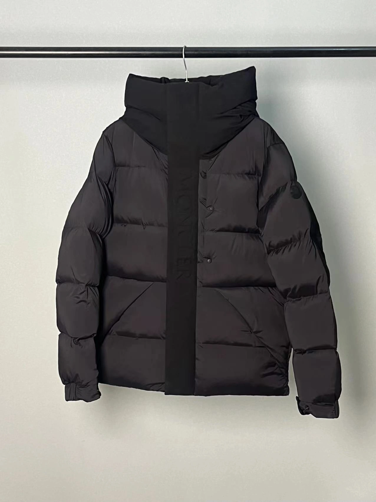 Timeless Moncler Down Jackets 145643