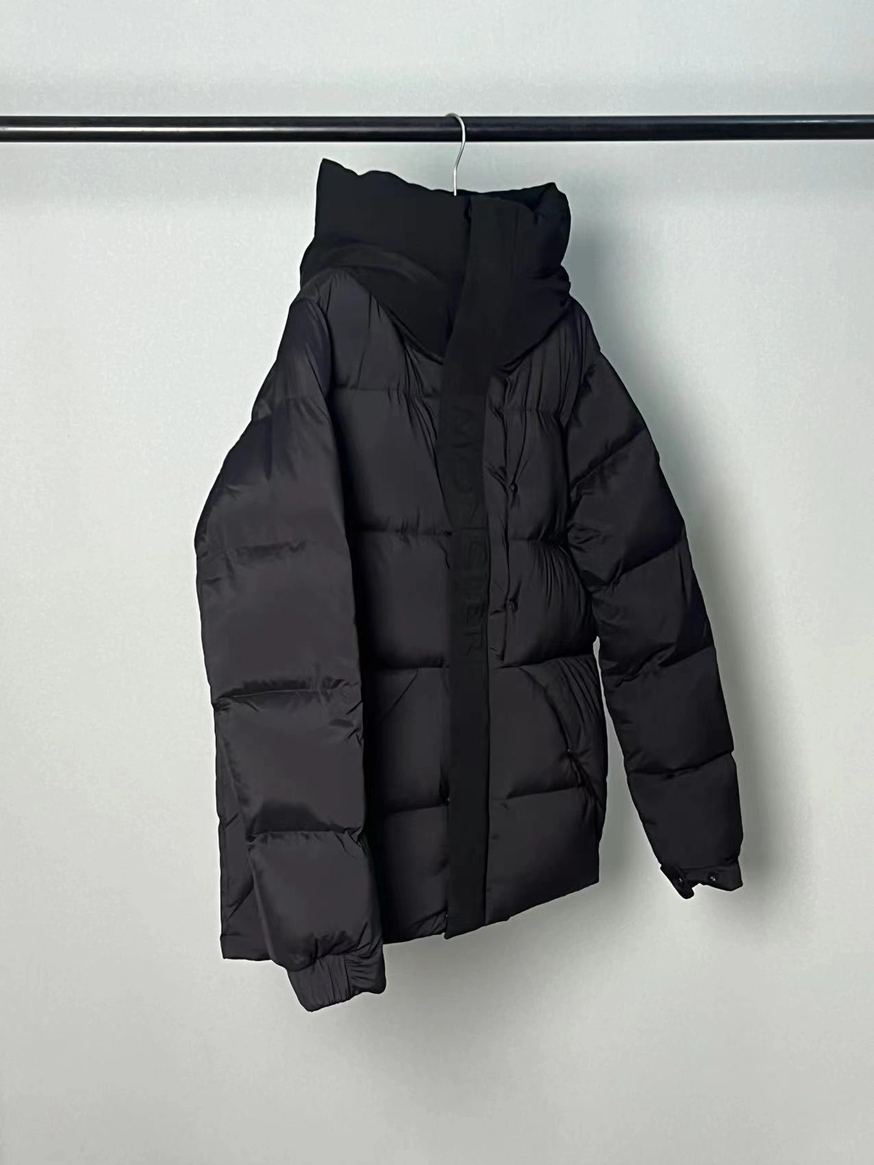 Timeless Moncler Down Jackets 145643
