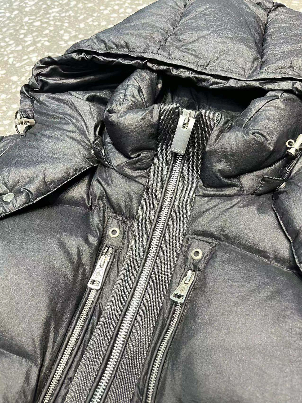 Functional Moncler Down Jackets 145641