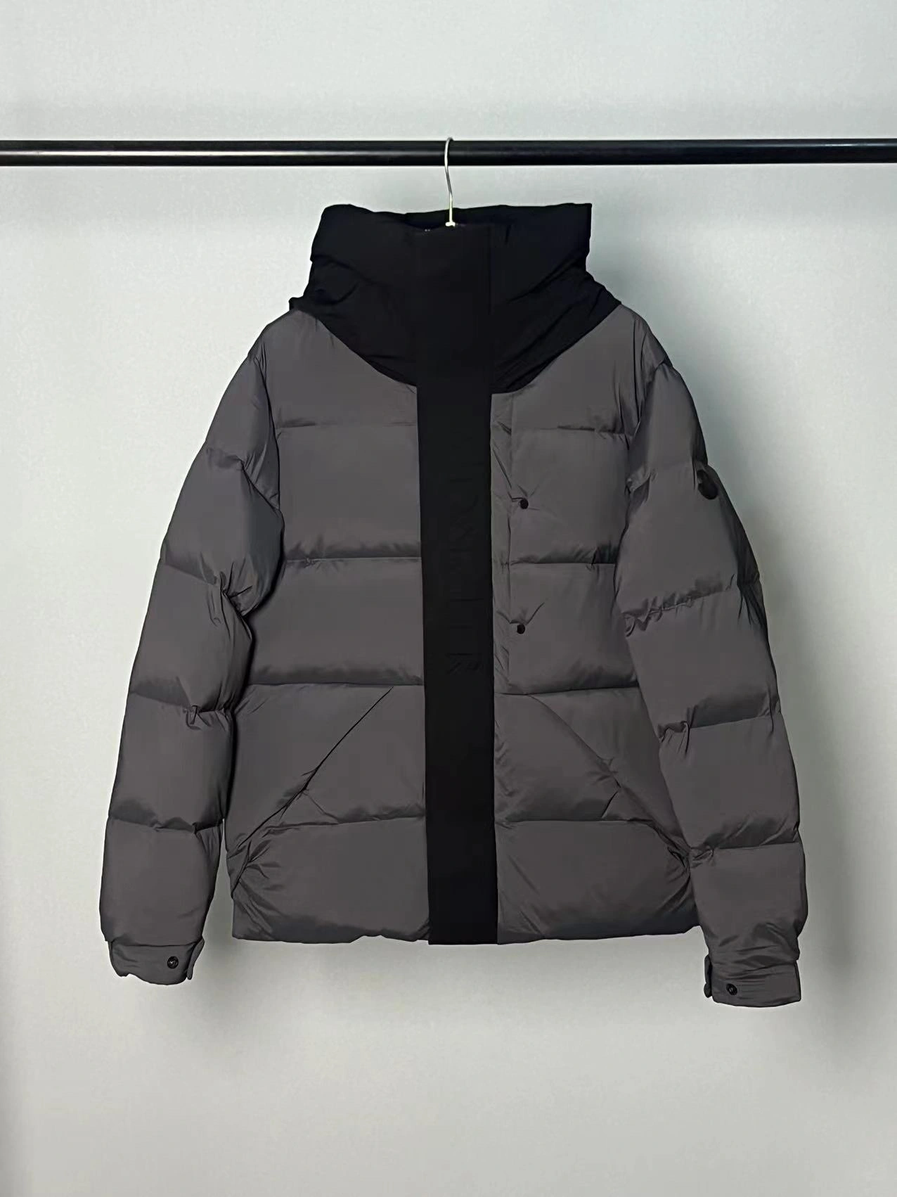 Moncler Down Jackets Contemporary 145639