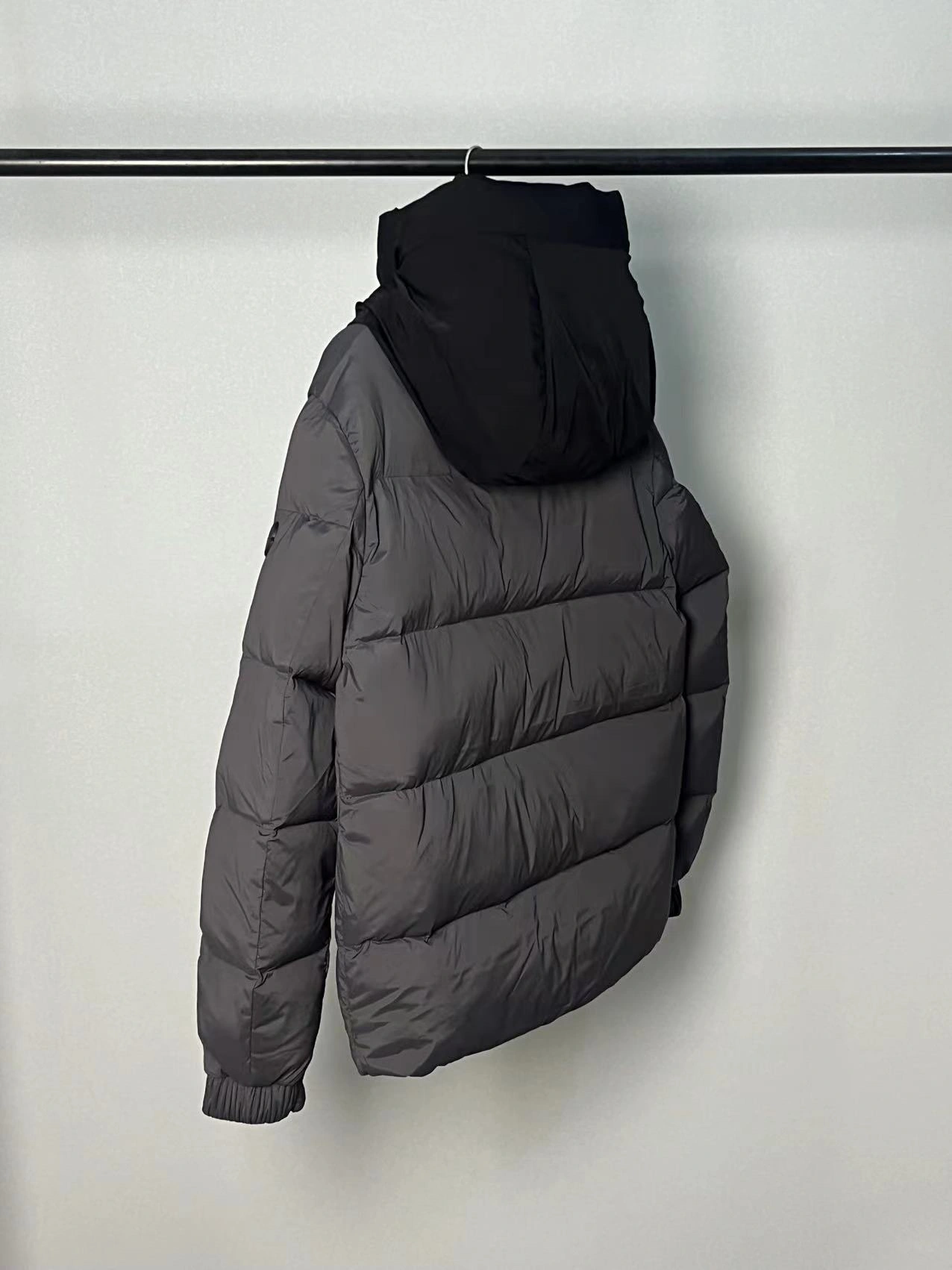 Moncler Down Jackets Contemporary 145639