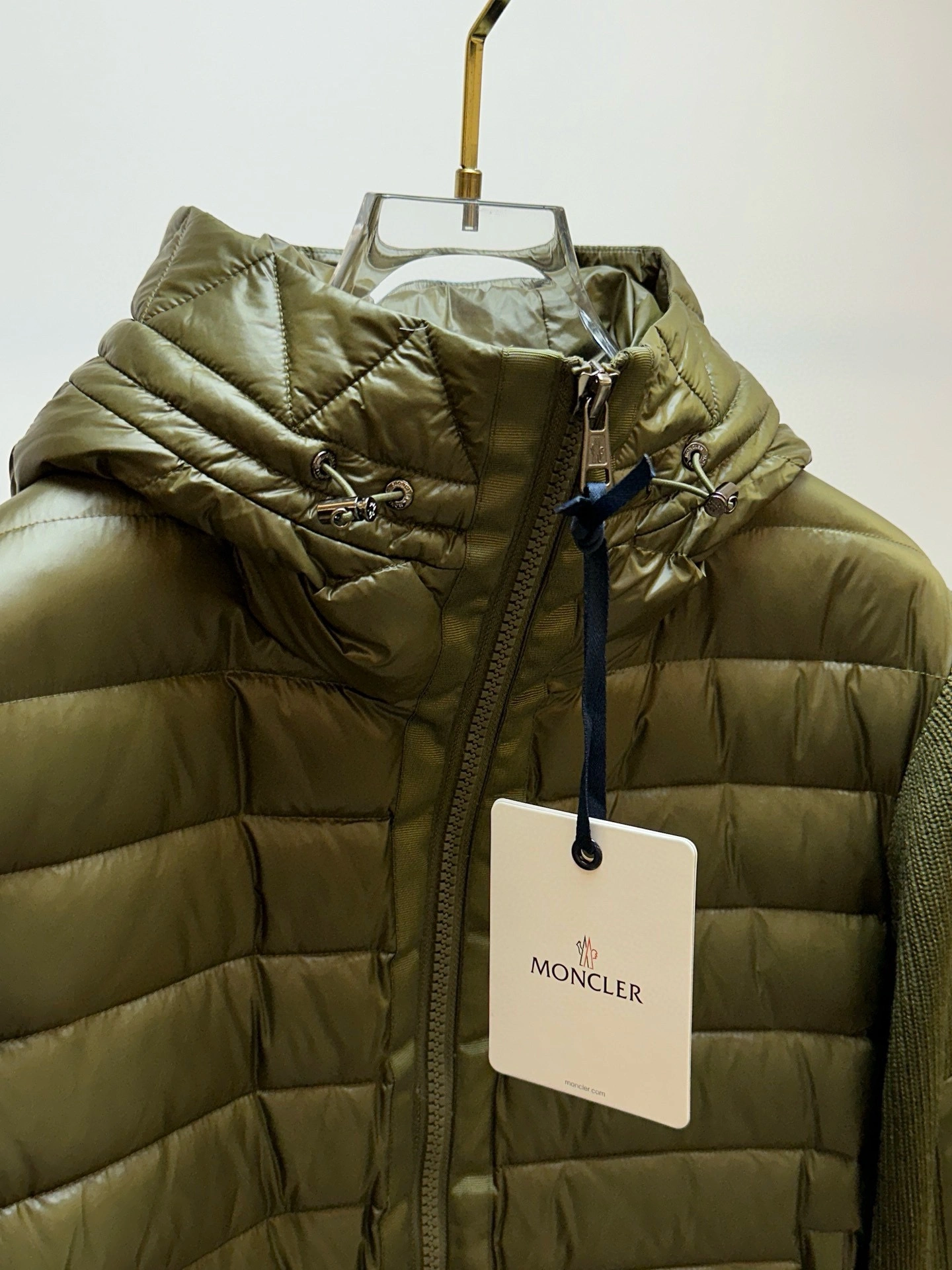 Casual Moncler Down Jackets 145637