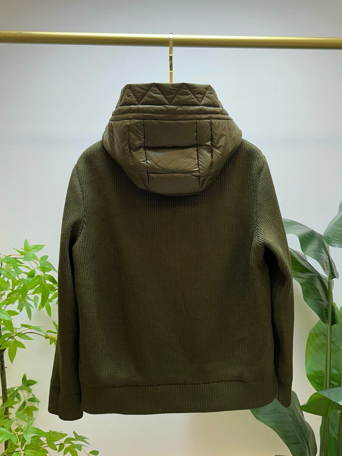 Casual Moncler Down Jackets 145637