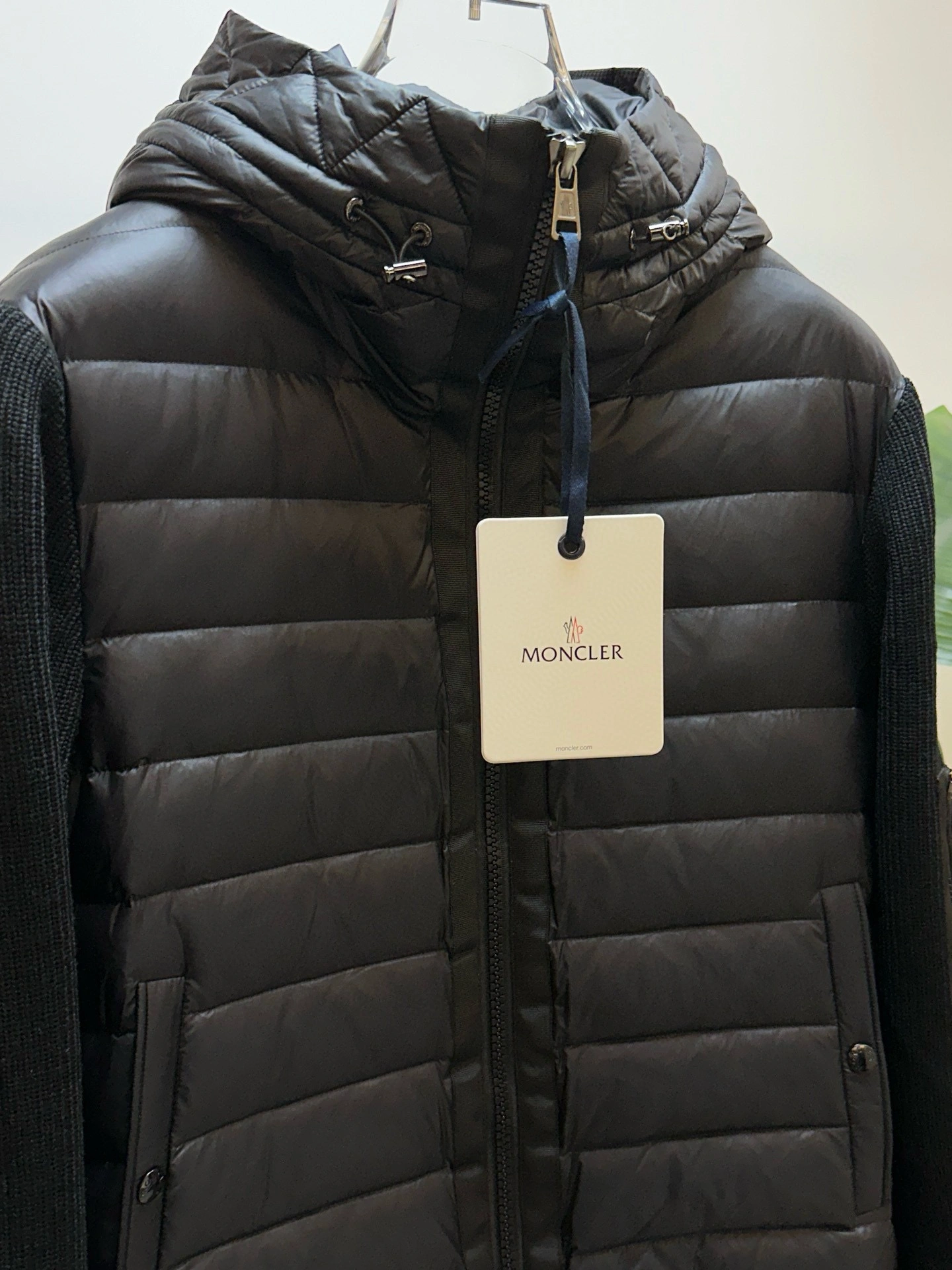 Moncler Down Jackets RelaxedFit 145646