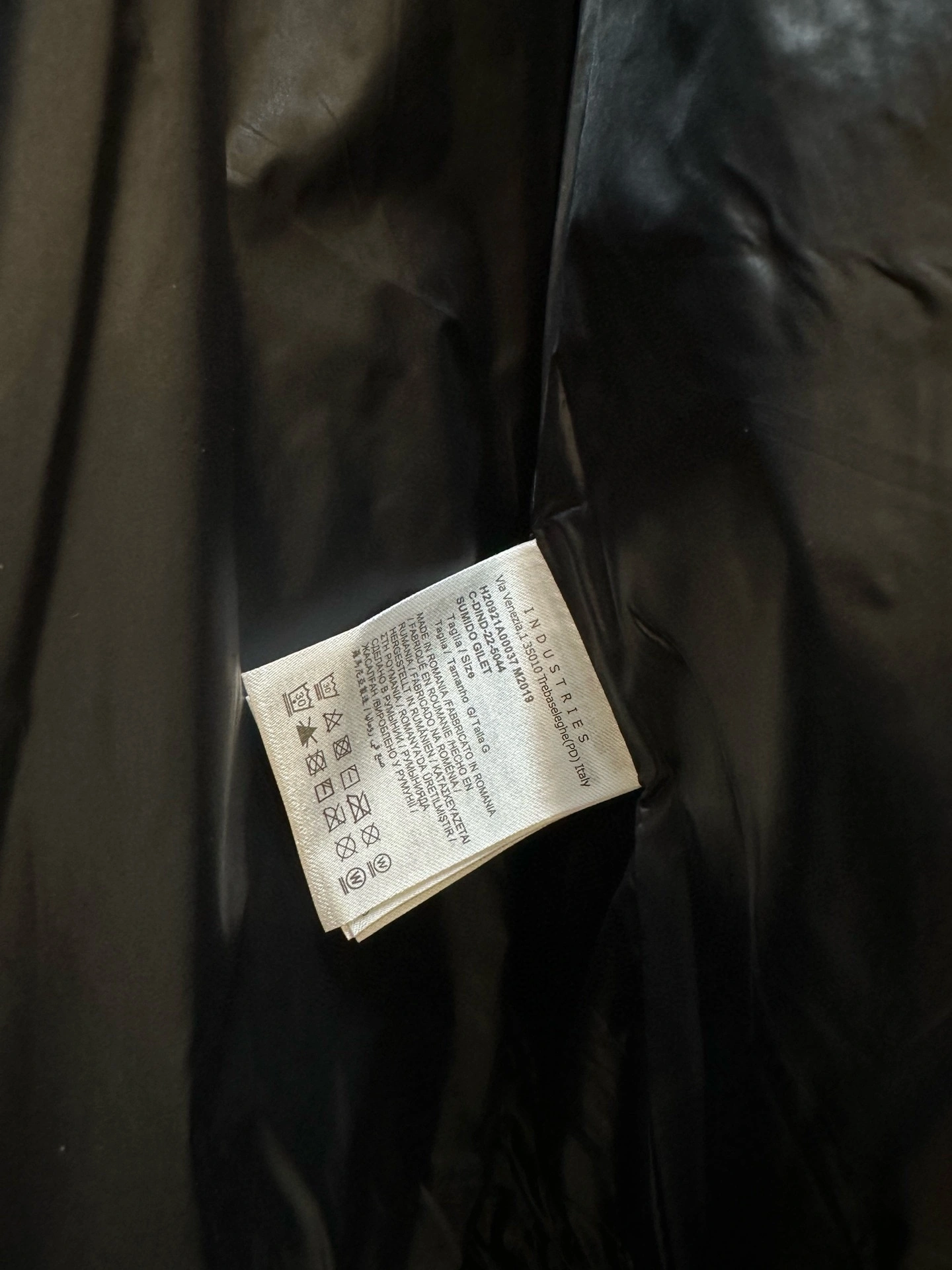 Moncler Down Jackets RelaxedFit 145646