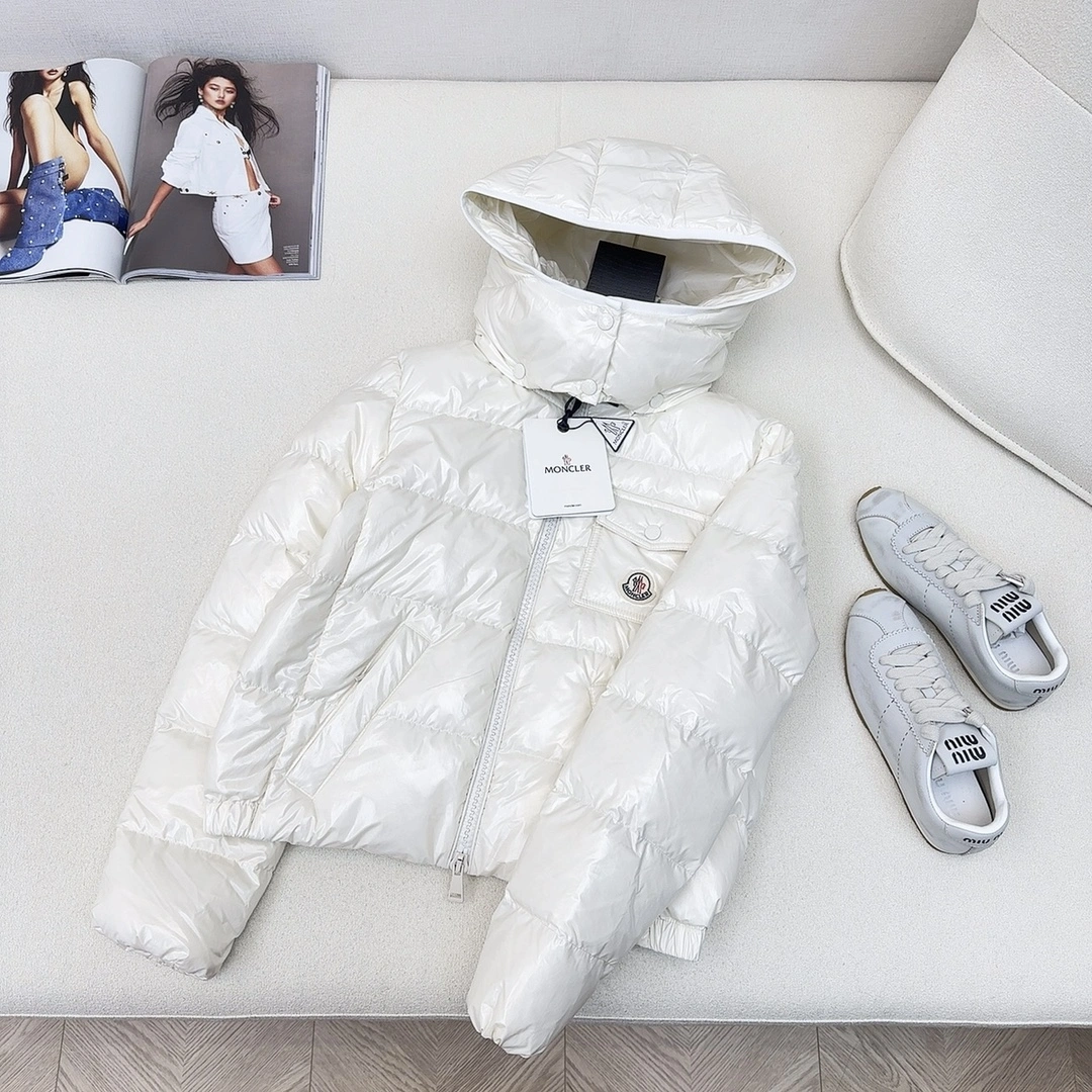 Bold Moncler Down Jackets 145634