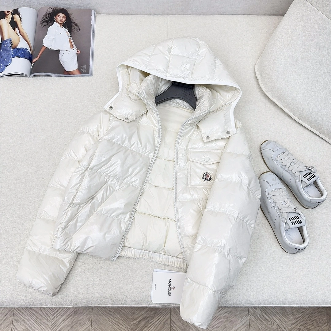 Bold Moncler Down Jackets 145634