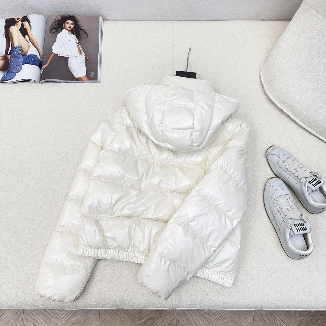 Bold Moncler Down Jackets 145634