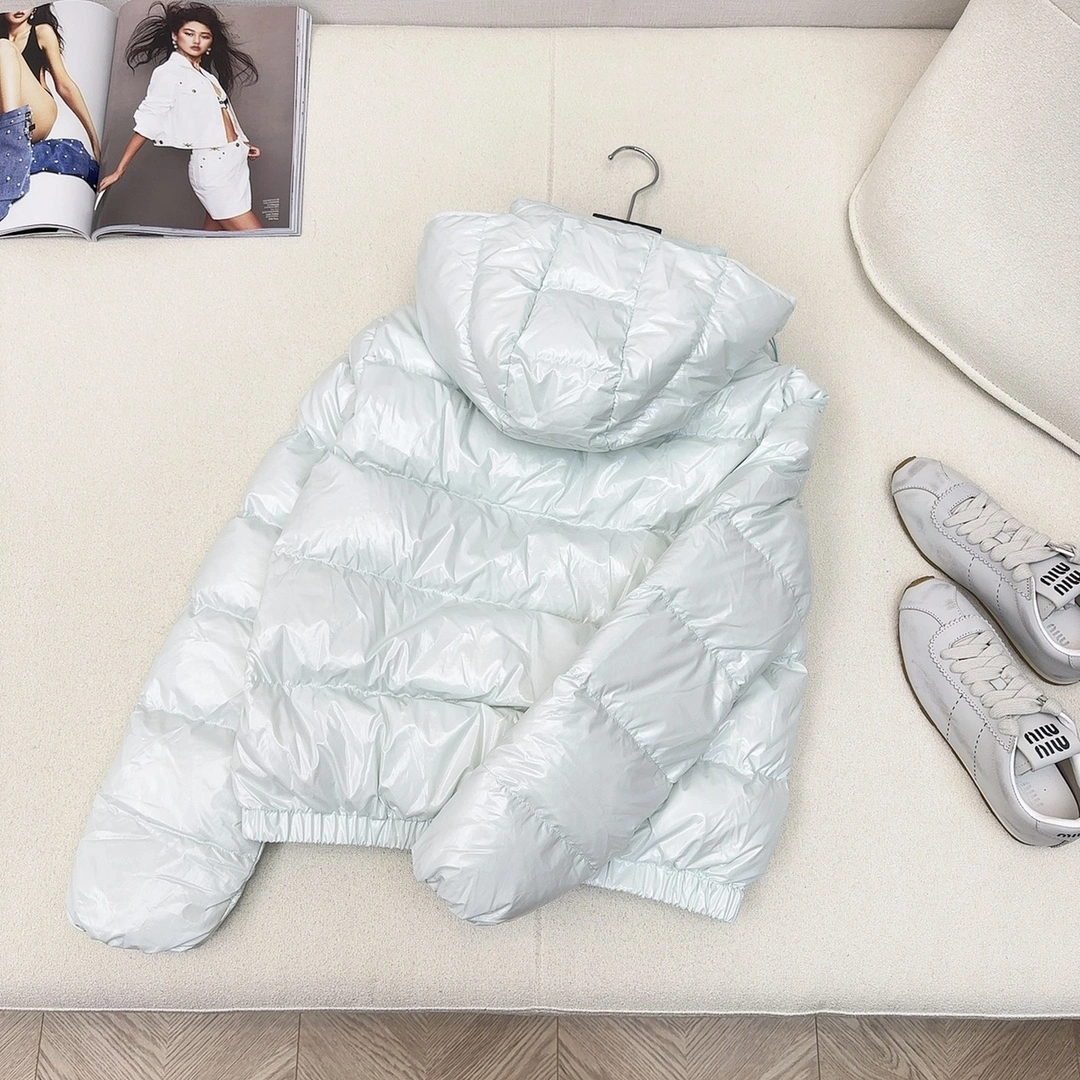 Moncler Down Jackets Comfortable 145631