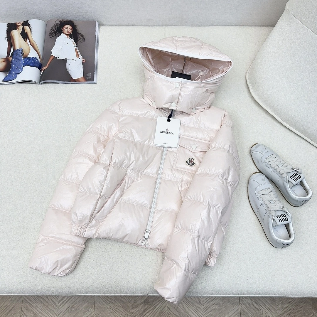 Resilient Moncler Down Jackets 145635