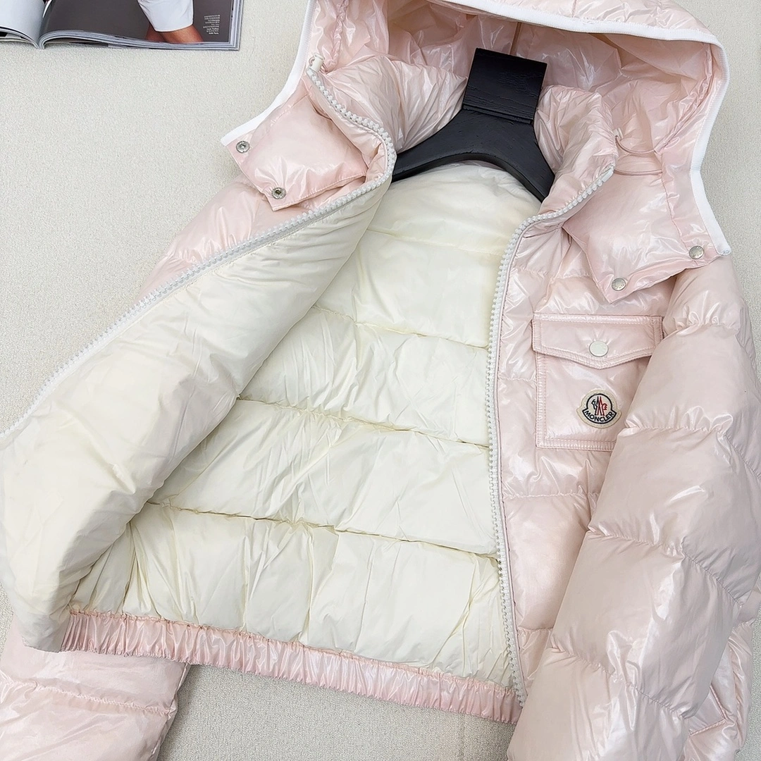 Resilient Moncler Down Jackets 145635