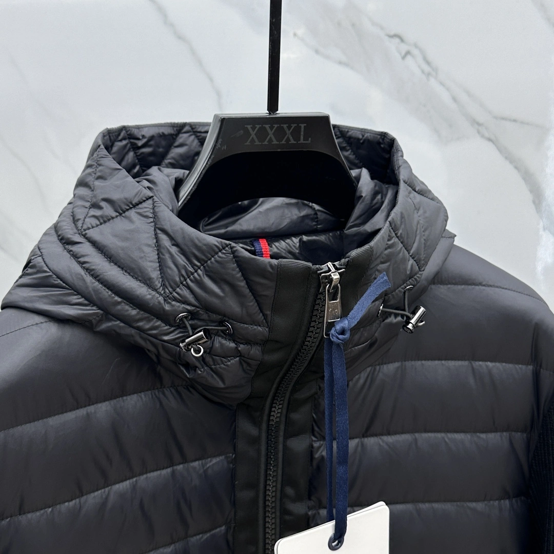 Moncler Down Jackets Sleek 145636