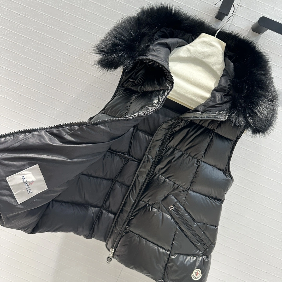 Moncler Down Jackets WaterResistant 145621