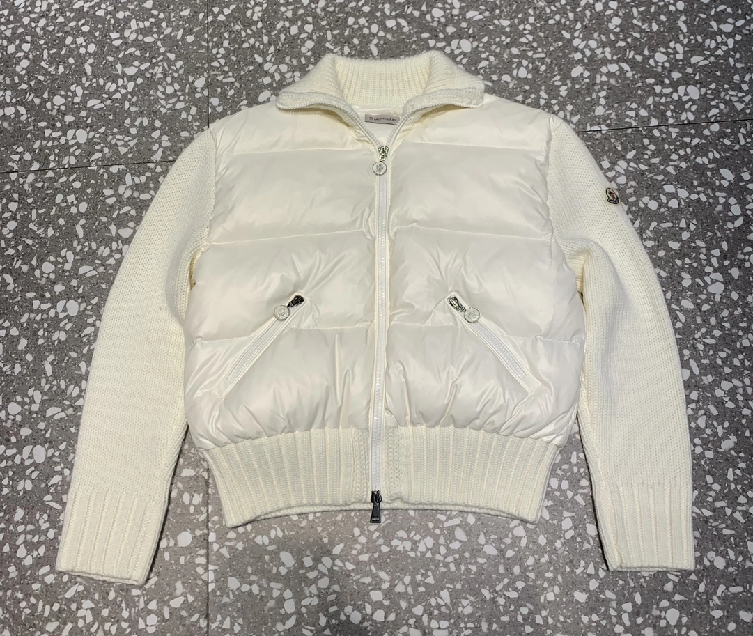 Moncler Down Jackets Original 145620