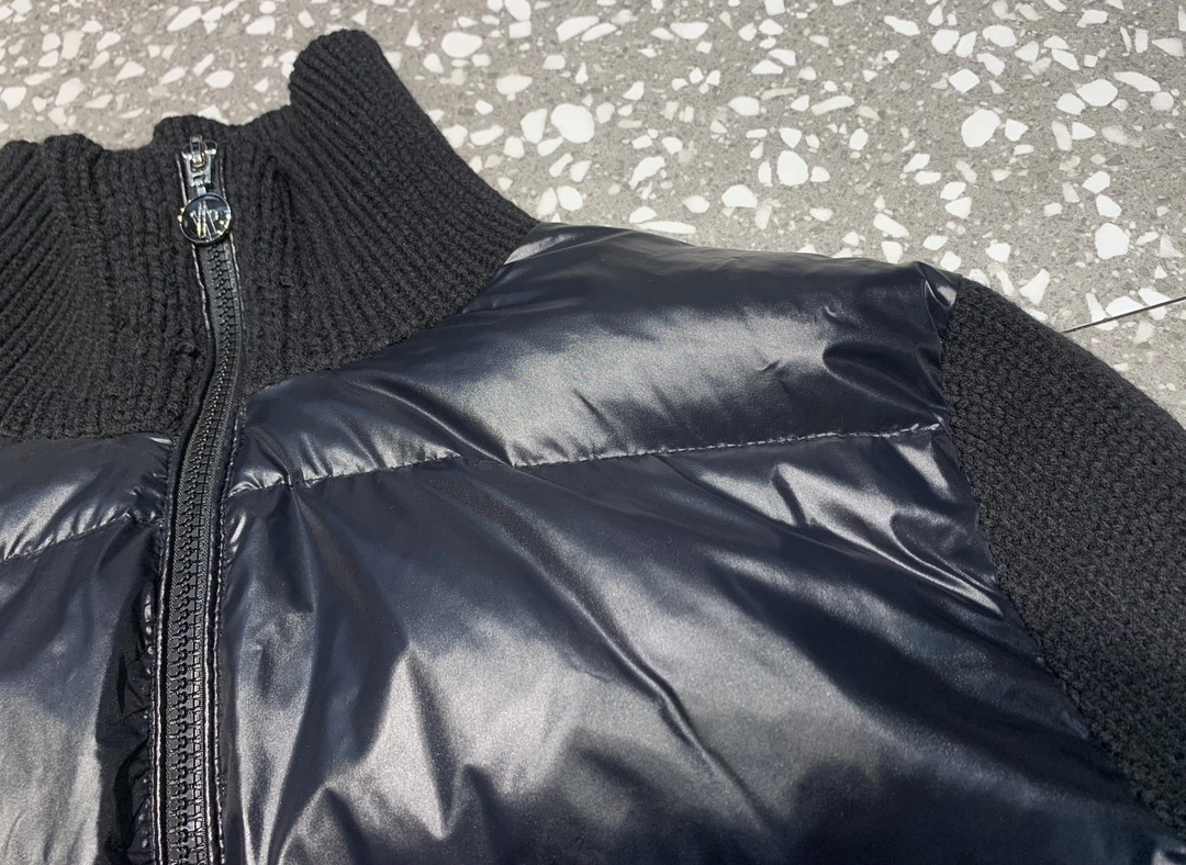 Moncler Down Jackets Lightweight 145625
