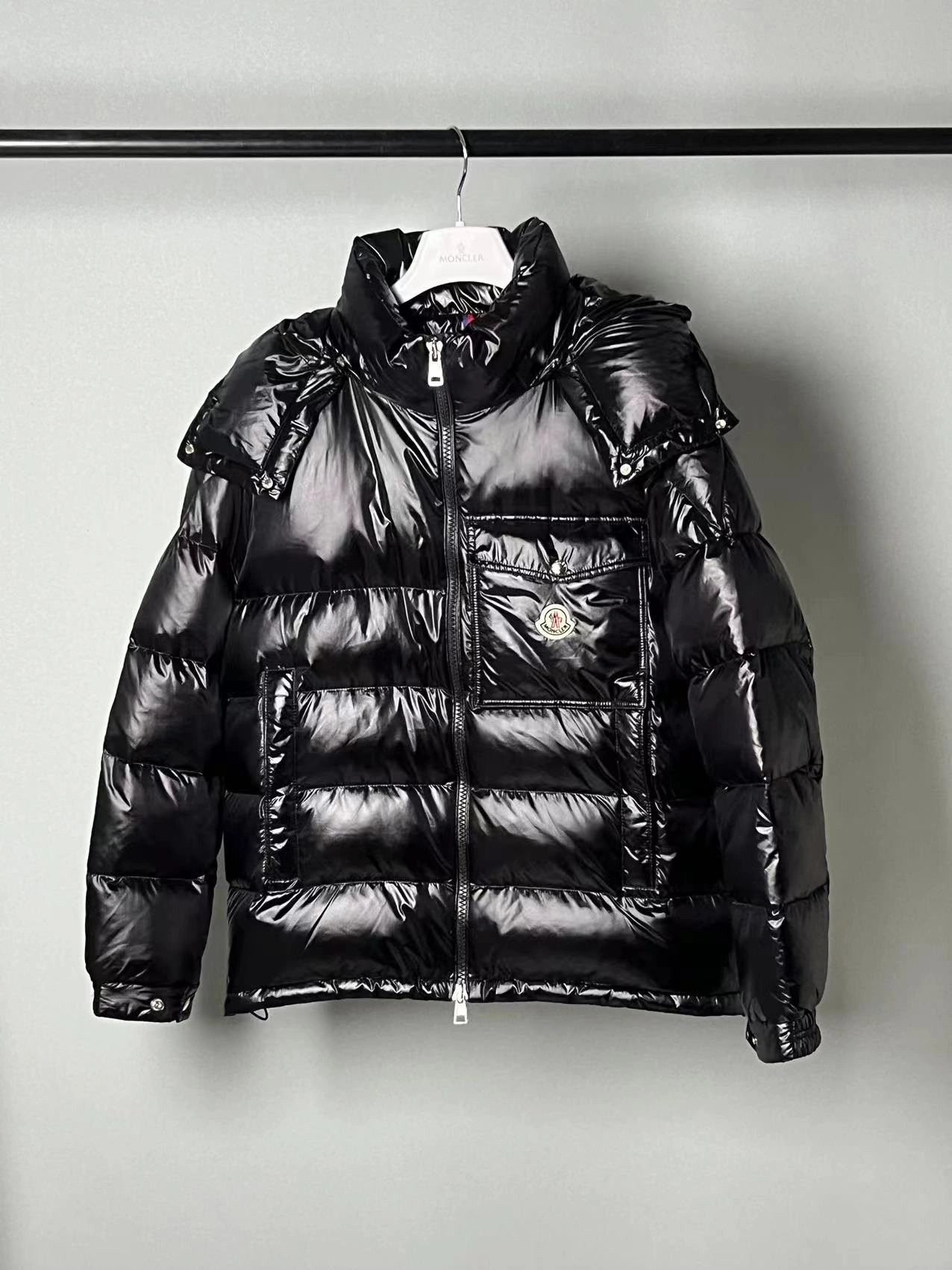 Durable Moncler Down Jackets 145622