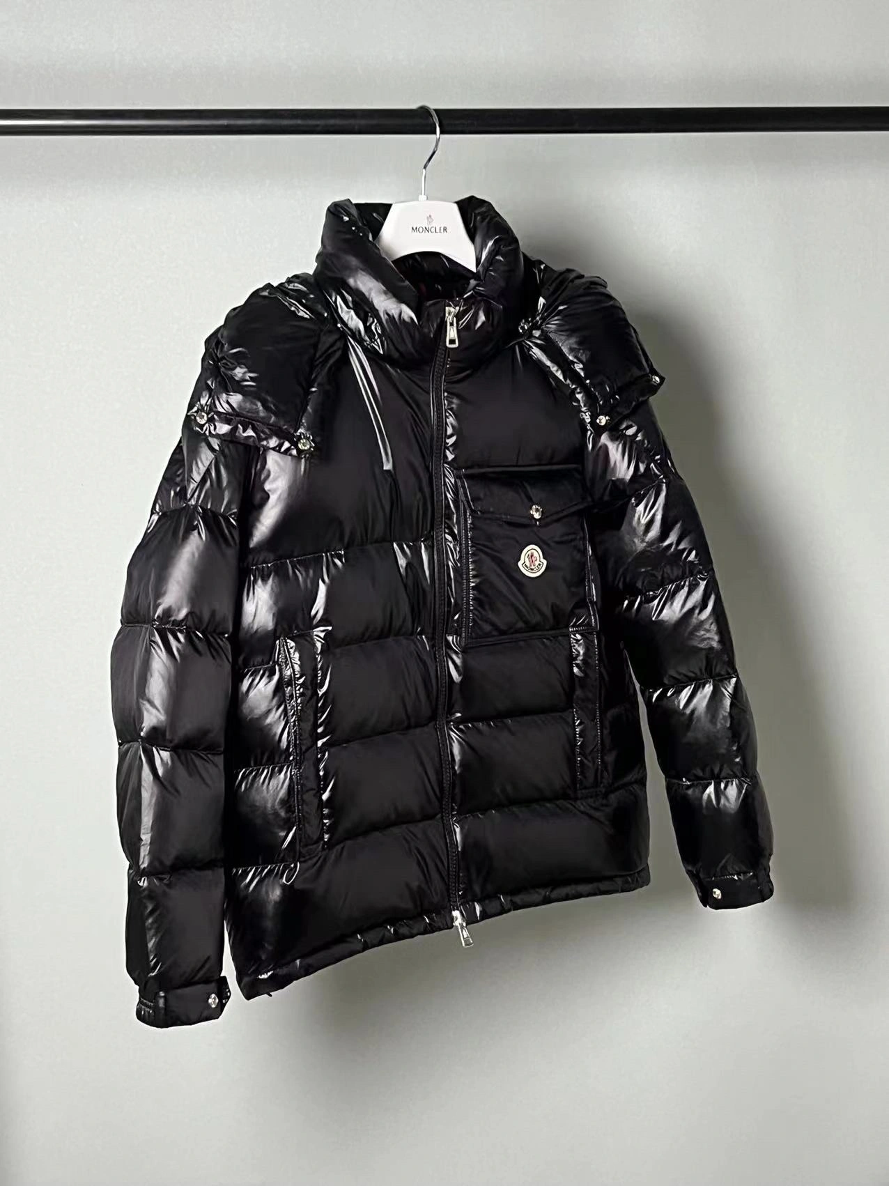 Durable Moncler Down Jackets 145622