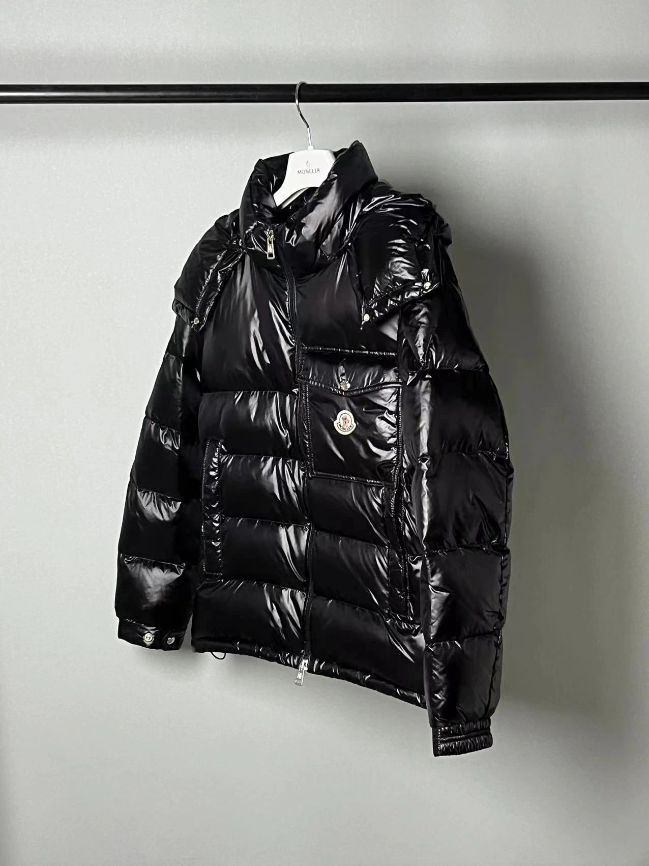 Durable Moncler Down Jackets 145622